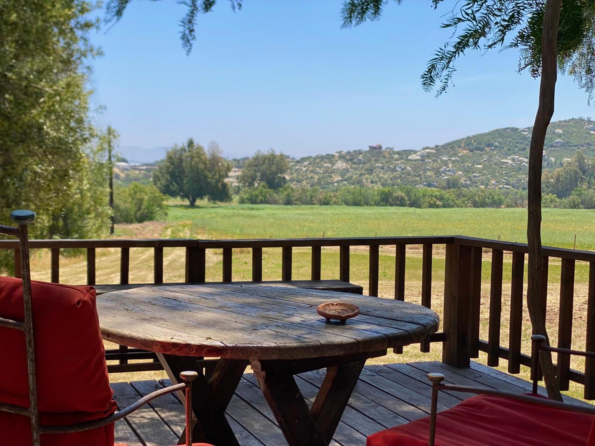 Rancho Toros Pintos Villa Valle de Guadalupe Eksteriør bilde